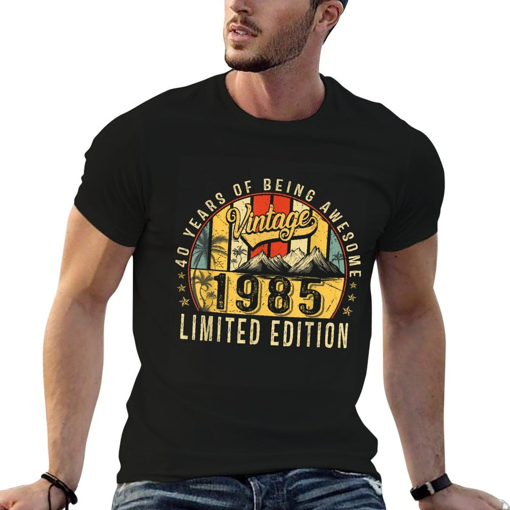 Vintage 40th Birthday Gift Funny 1985 40 Years Old Men Women  Moisture-wicking T-Shirt