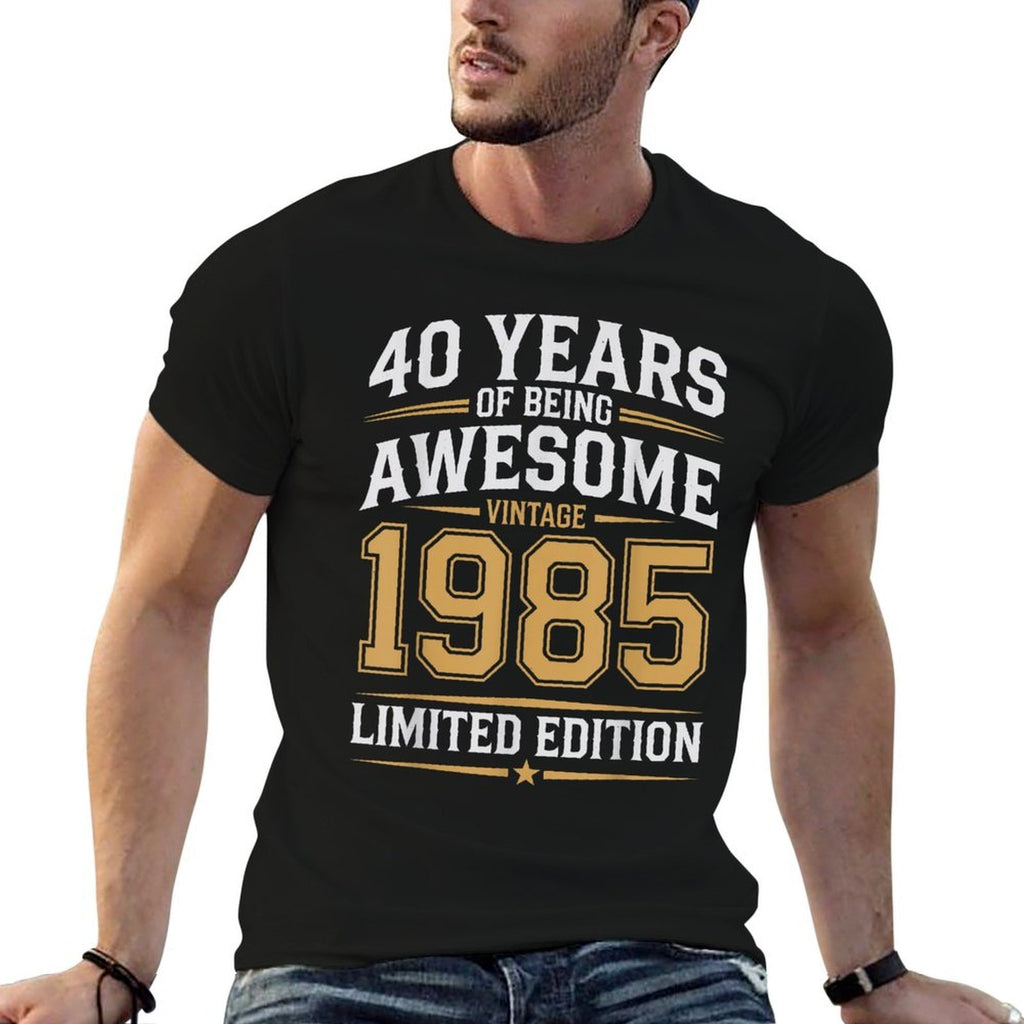 40 Year Birthday Decorations Men Gag 40yr 1985 40th Birthday  Rolled Sleeves T-Shirt