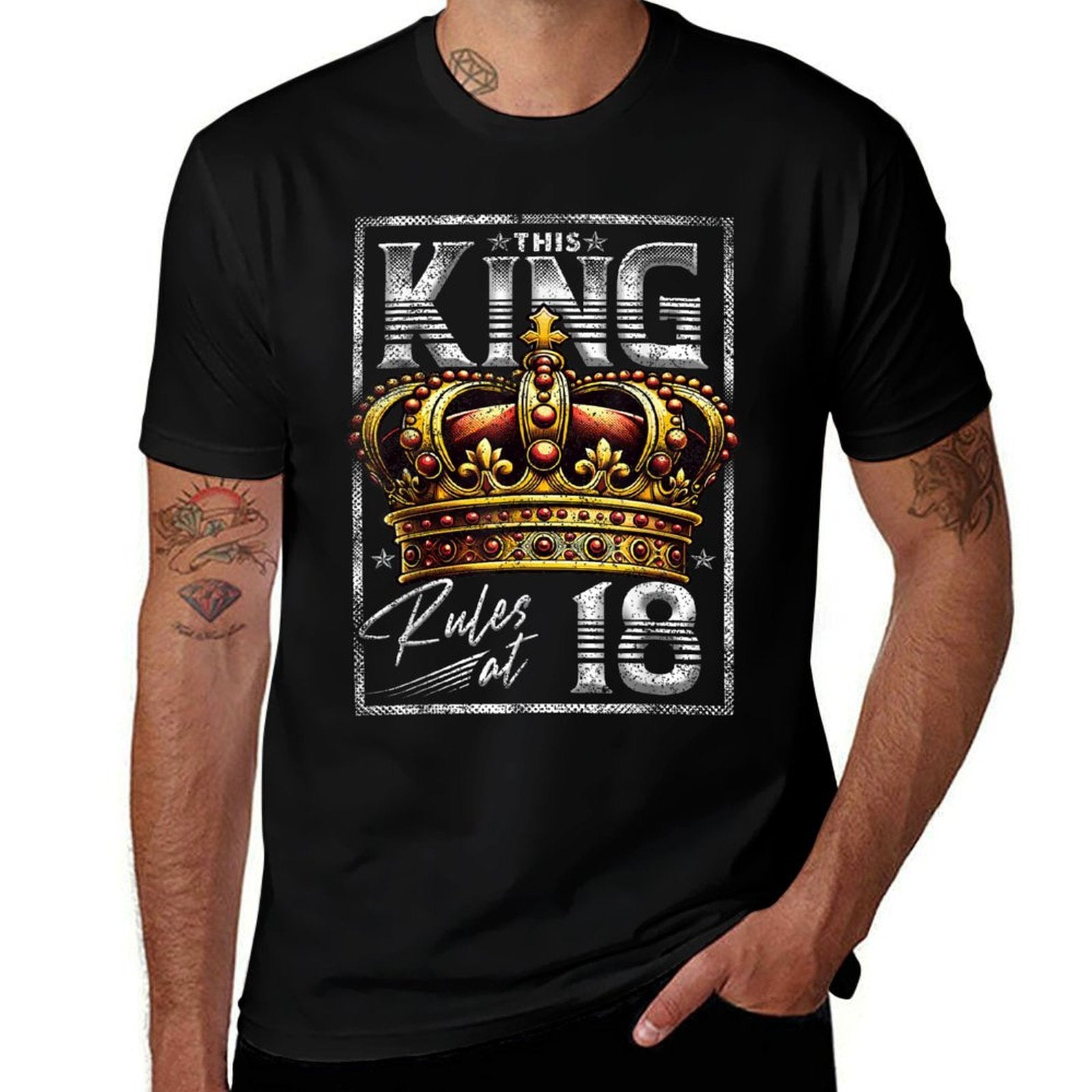 This King Rules at 18 18 Year Old Gifts 18th Birthday  Trendy Pattern T-Shirt