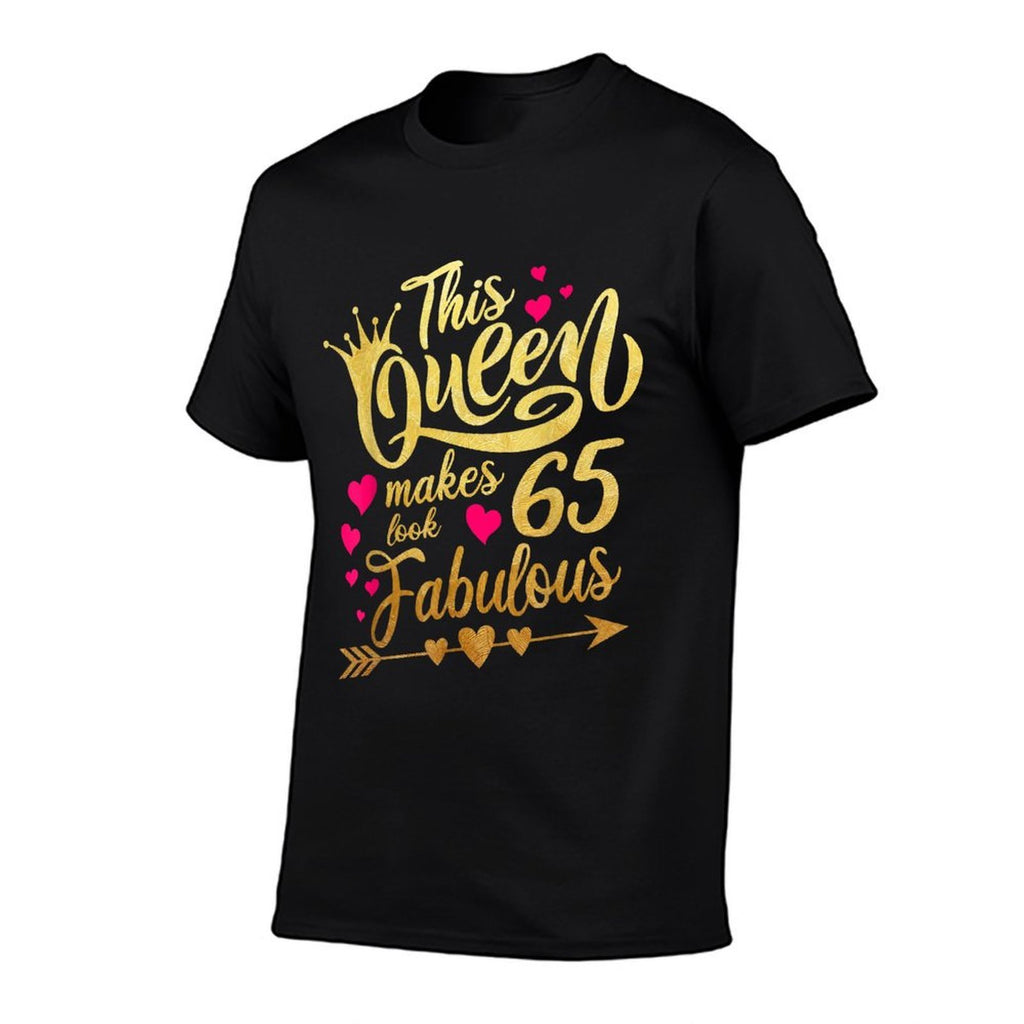 This Queen Makes 65 Look Fabulous 65th Birthday  Lightweight T-Shirt