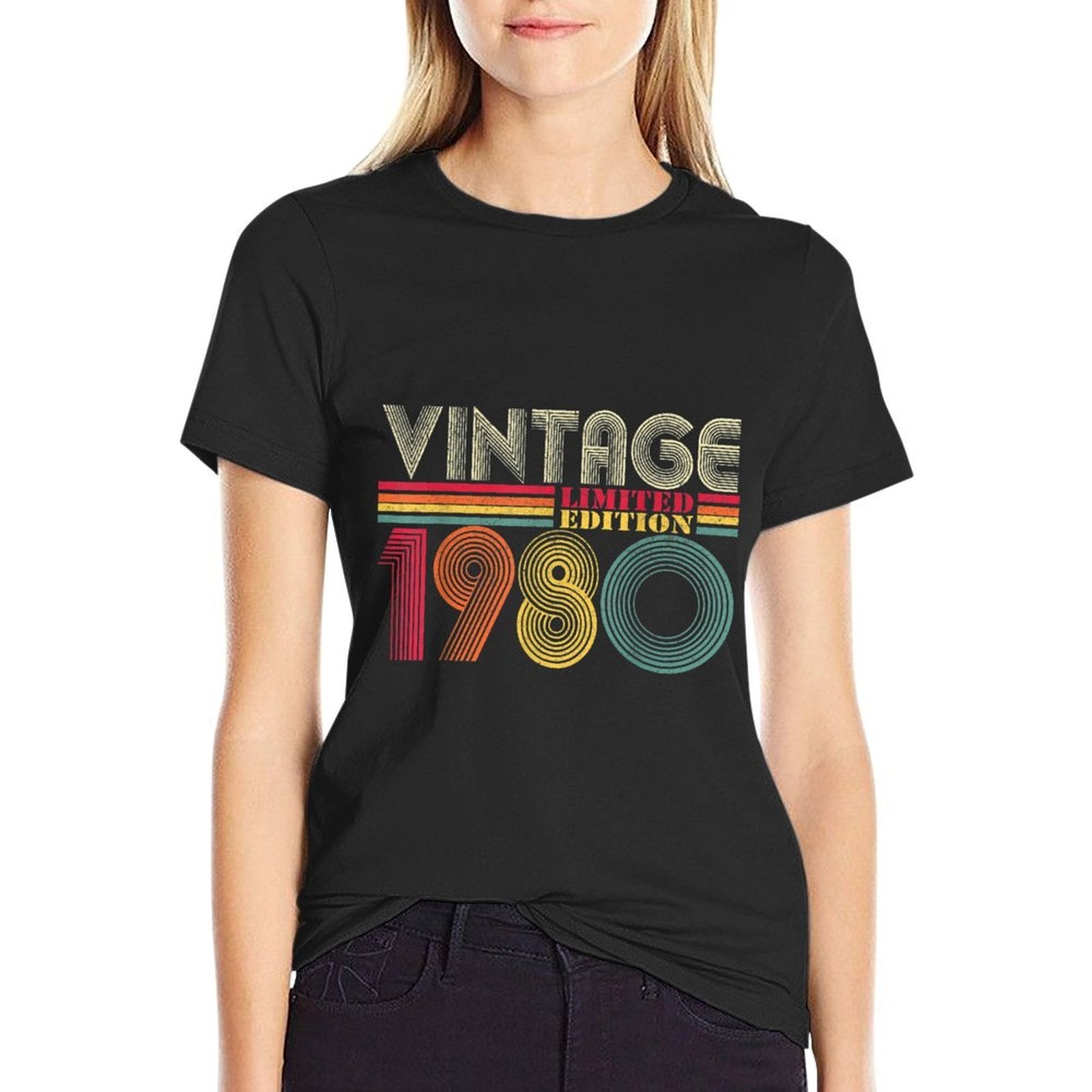 1980 40th Birthday Gift Vintage Retro Men Women 40 Years Old  Durable T-Shirt