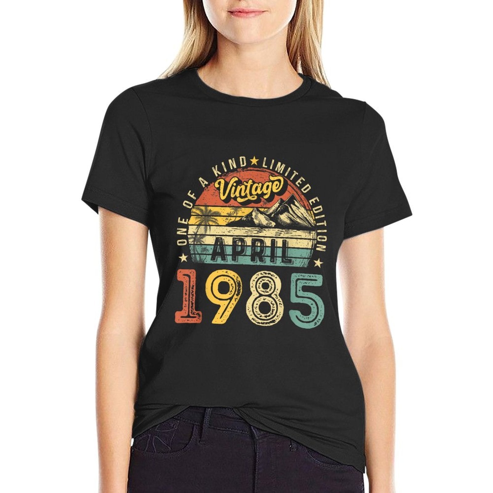 Vintage 40th Birthday Gift Vintage April 1985 For Men Women  Rolled Sleeves T-Shirt
