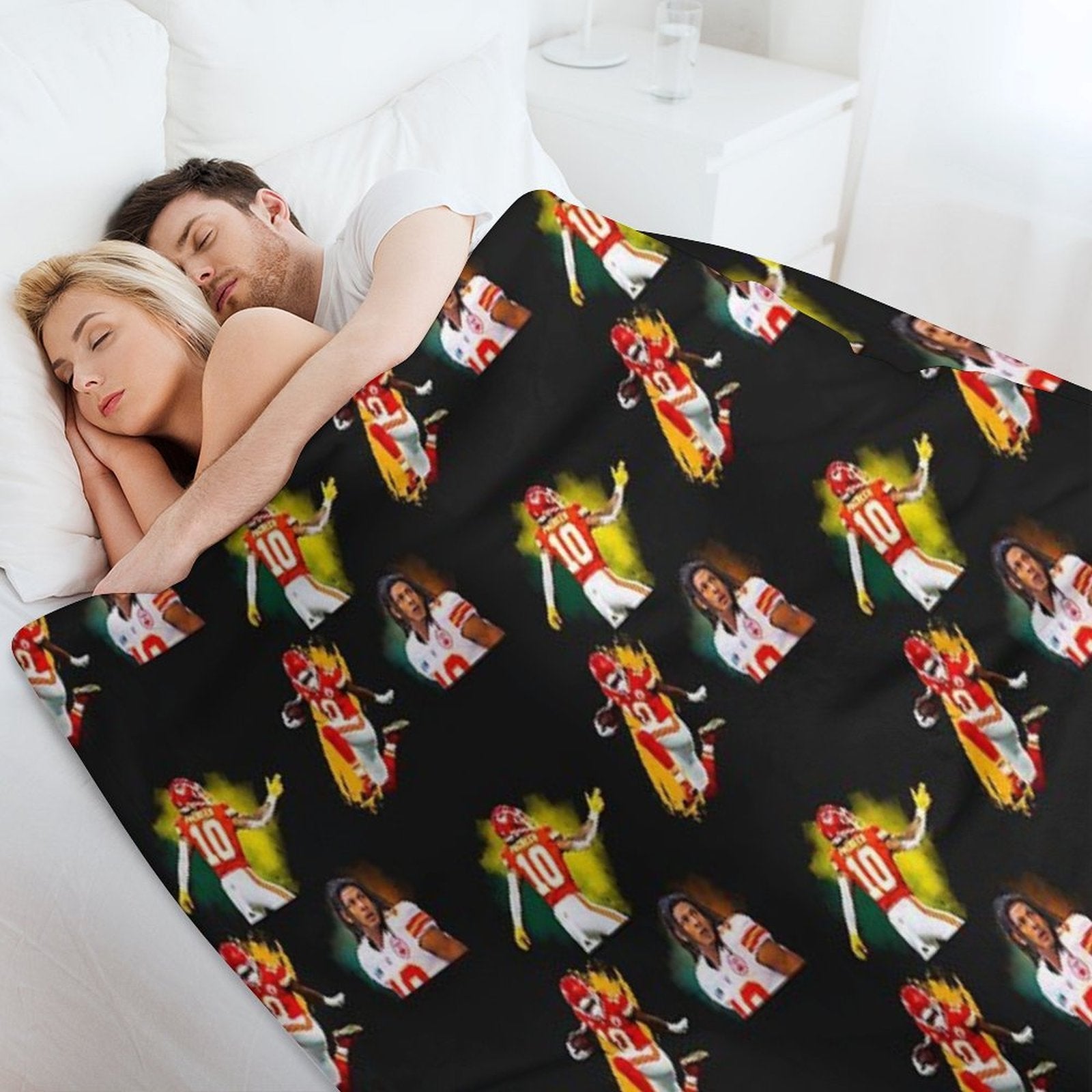 Isiah Pacheco HD Sticker Set  T Shirt Anti-pilling Throw Blanket