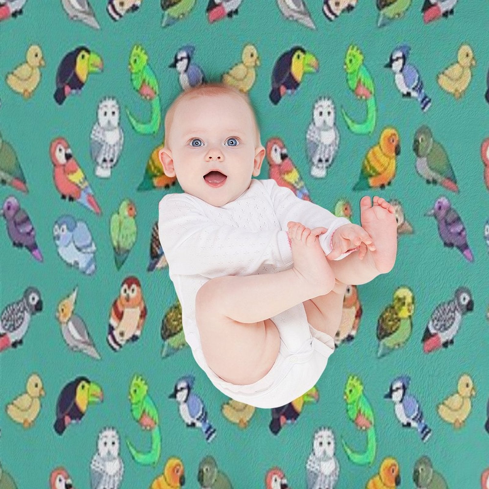 Tiny Birds!! Travel-friendly Throw Blanket